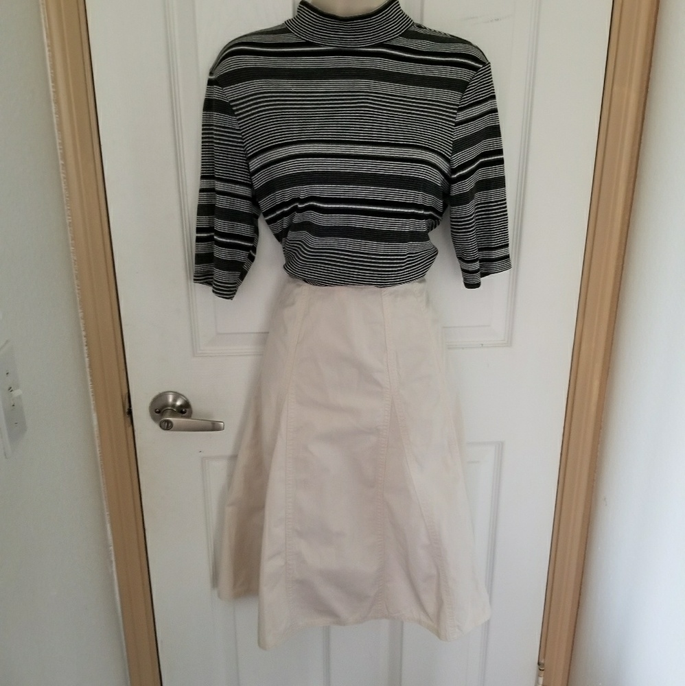 GAP Skirt