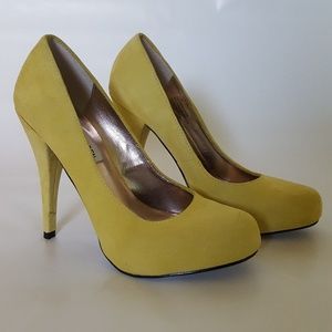 Steve Madden Platform Pump