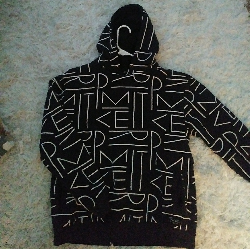 Used Primative hoodie✅