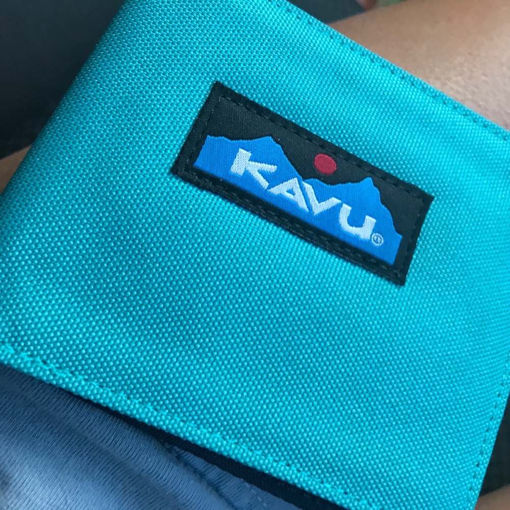 Brand new KAVU wallet