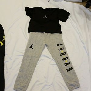 Boys air Jordan 2 pc. Set