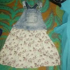 Overall dress