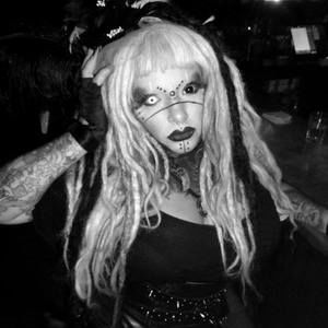 Meet your Posher, Venus