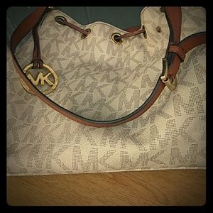 Mk purse