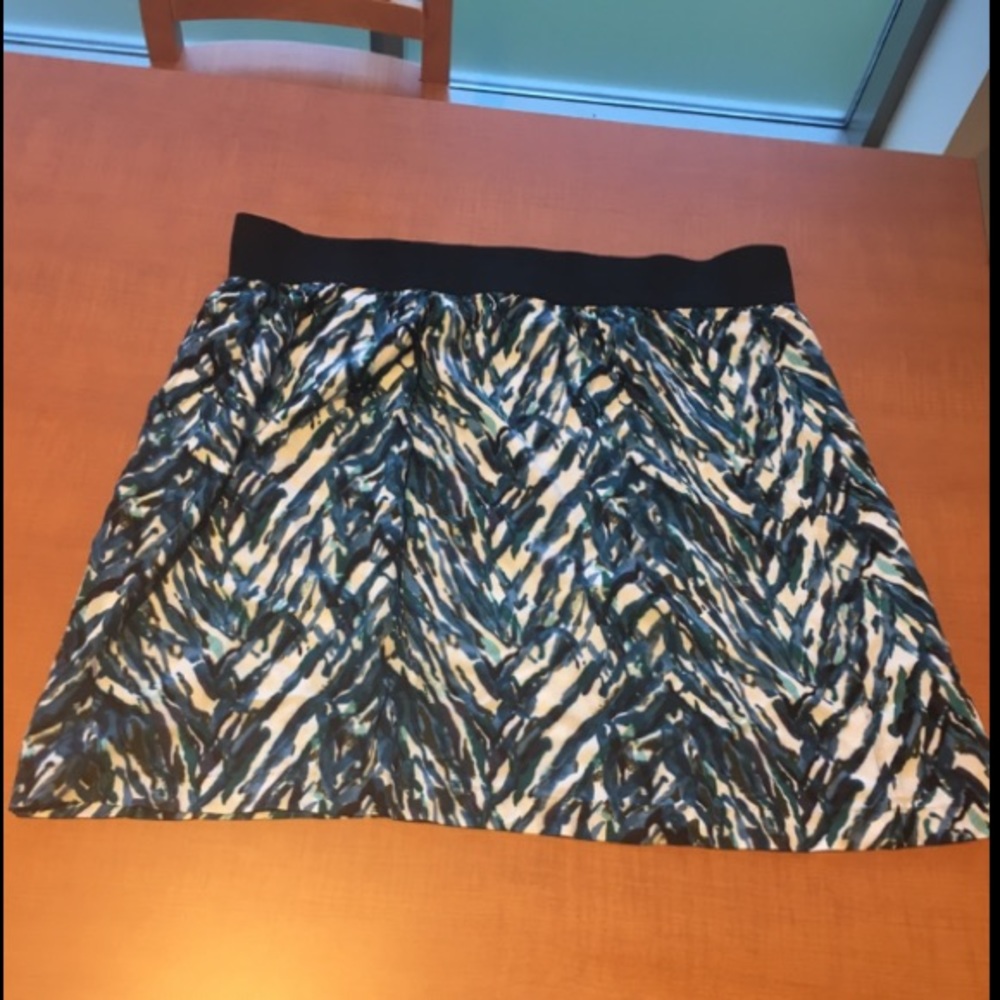 Blue and white pattern Fashion Bug skirt