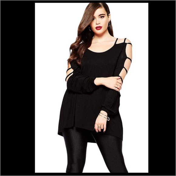 Cut•Out Plus Top - Picture 5 of 8