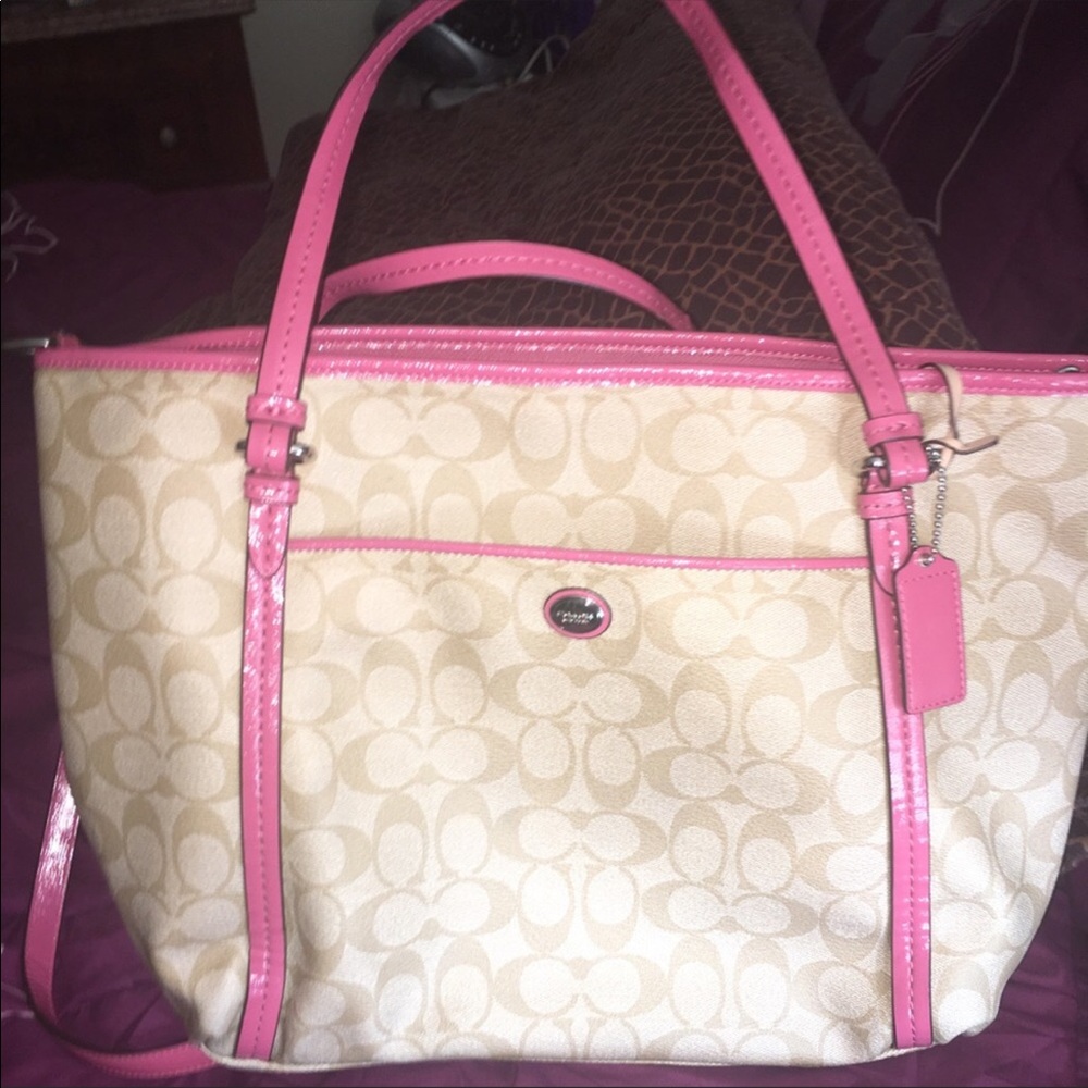 Coach Peyton Pocket Tote