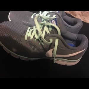 Nike Flex Experience Run 3