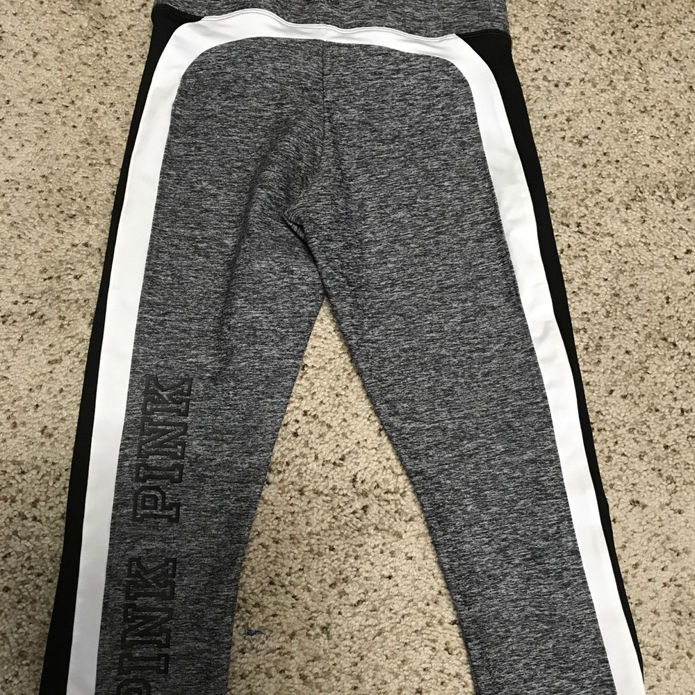Vs pink ultimate yoga capris