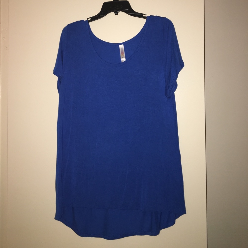 Lula roe classic tee. Size xl. Cobalt blue