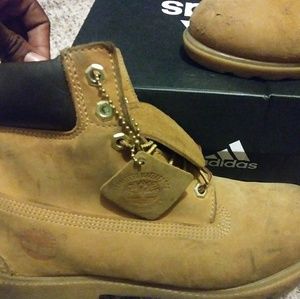 🌲Authentic timberland boots