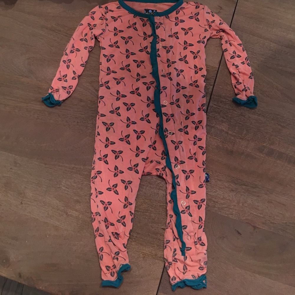 Kickee Pants Ruffle Coverall Sz 6-12m