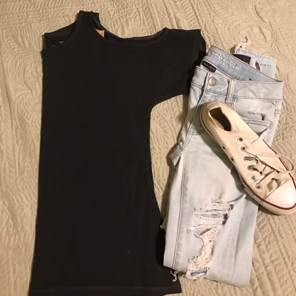 AEO Grey Cold Shoulder Tee