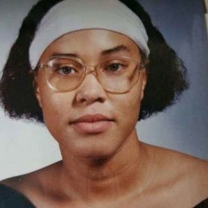 Meet your Posher, Pearl