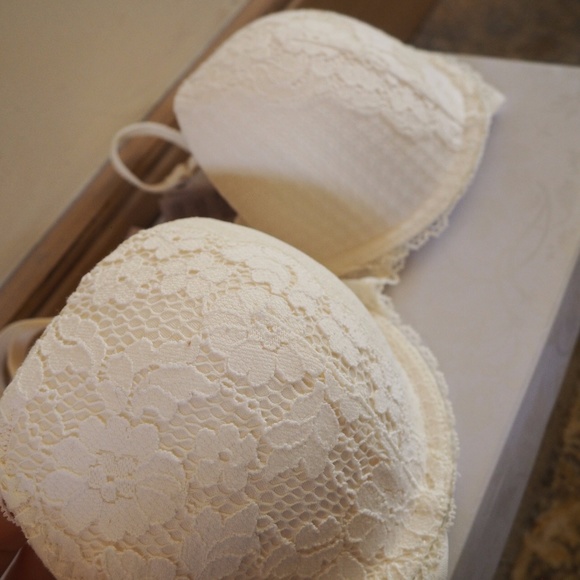 Stella McCartney Elsa Endearing Plunge Bra 32D - Picture 6 of 6