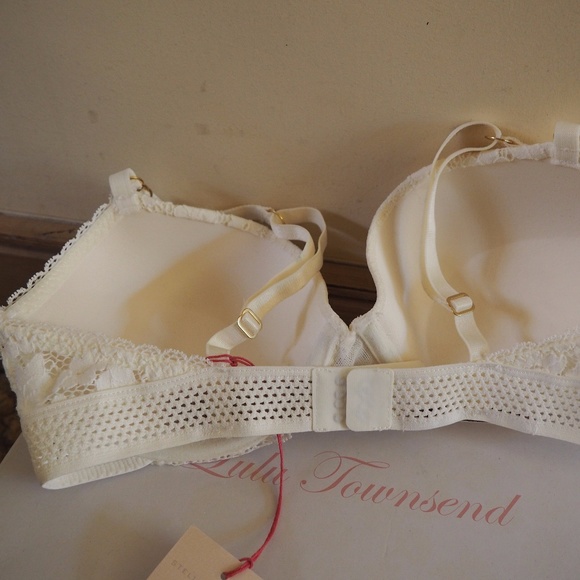 Stella McCartney Elsa Endearing Plunge Bra 32D - Picture 3 of 6