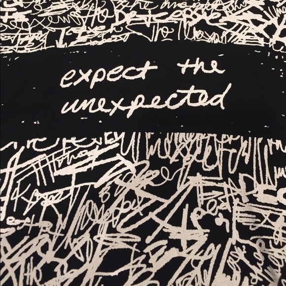 Very cute black t-shirt! - Picture 2 of 4