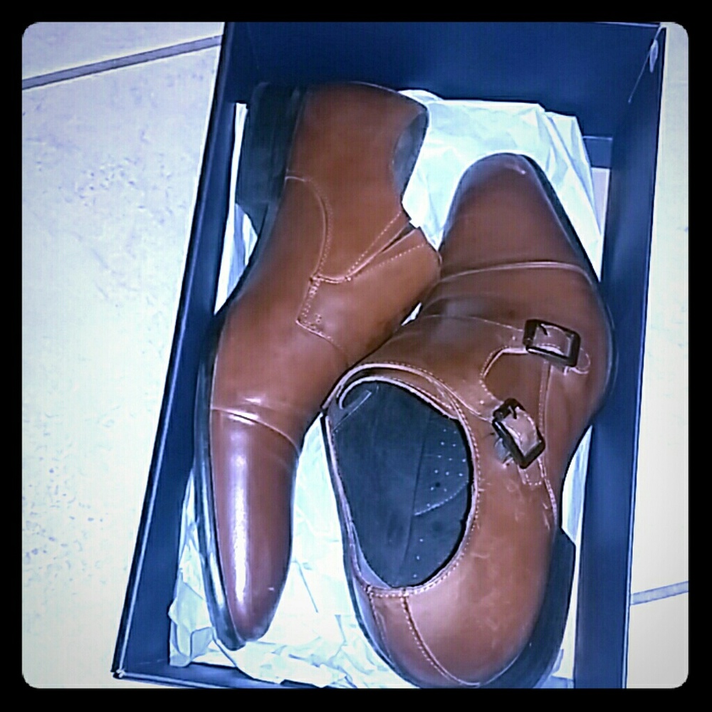 Kenneth Cole dress shoes