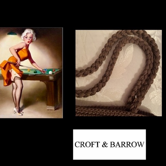 CROFT & BARROW Chocolate Crochet Crossbody - Picture 5 of 8