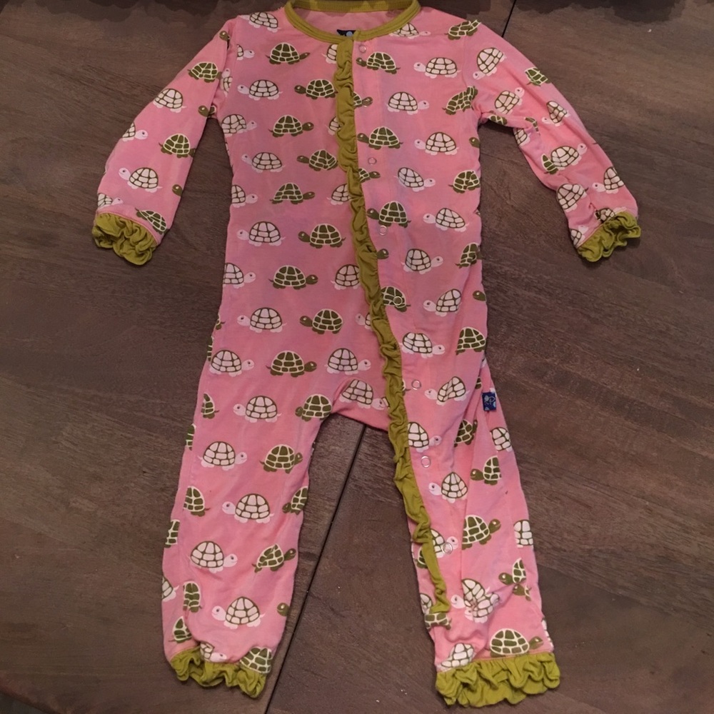 Kickee Pants Ruffle Coverall Sz 6-12m