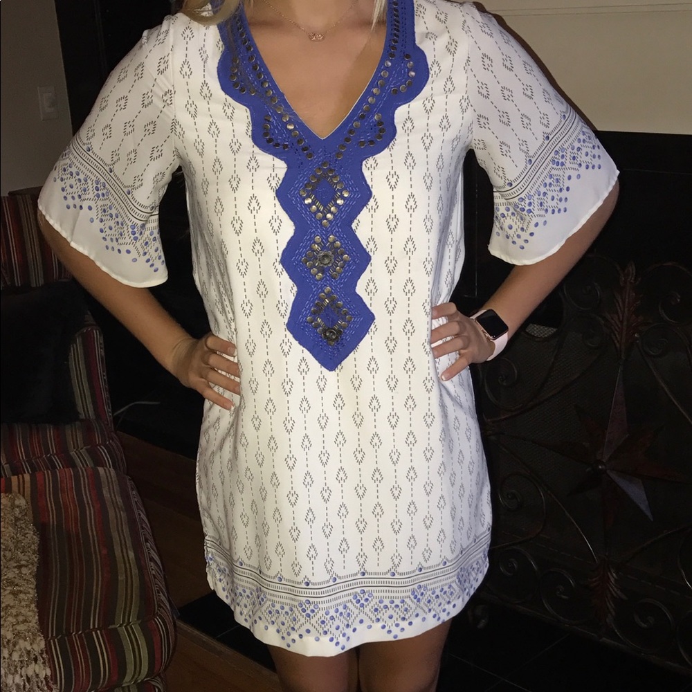 Gorgeous dress!