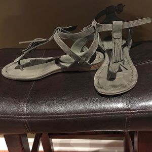 Olive Green suede fringe sandals💕