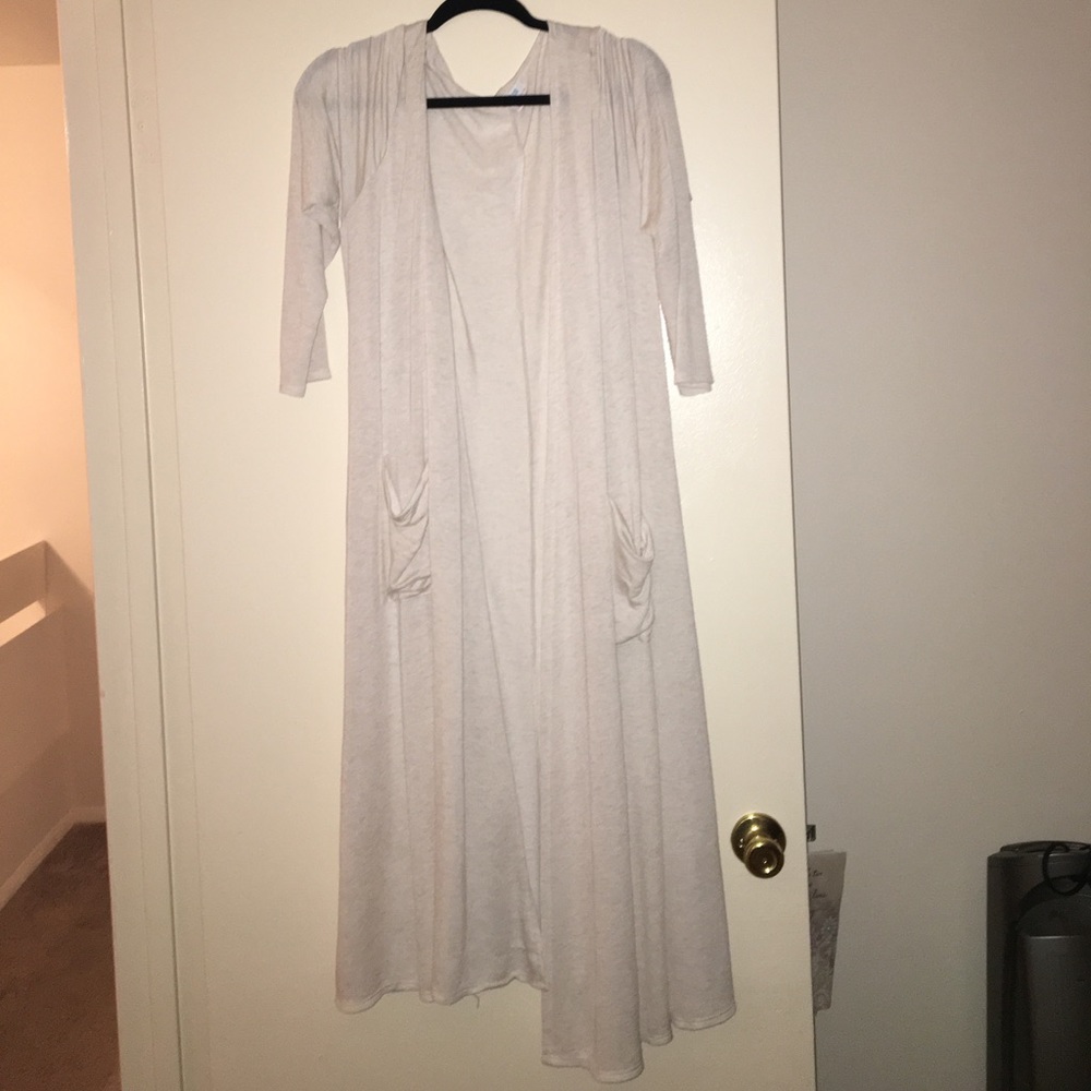 cream Lularoe Sarah XL