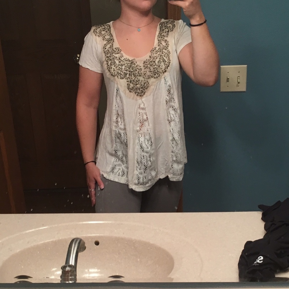 DAYTRIP Top