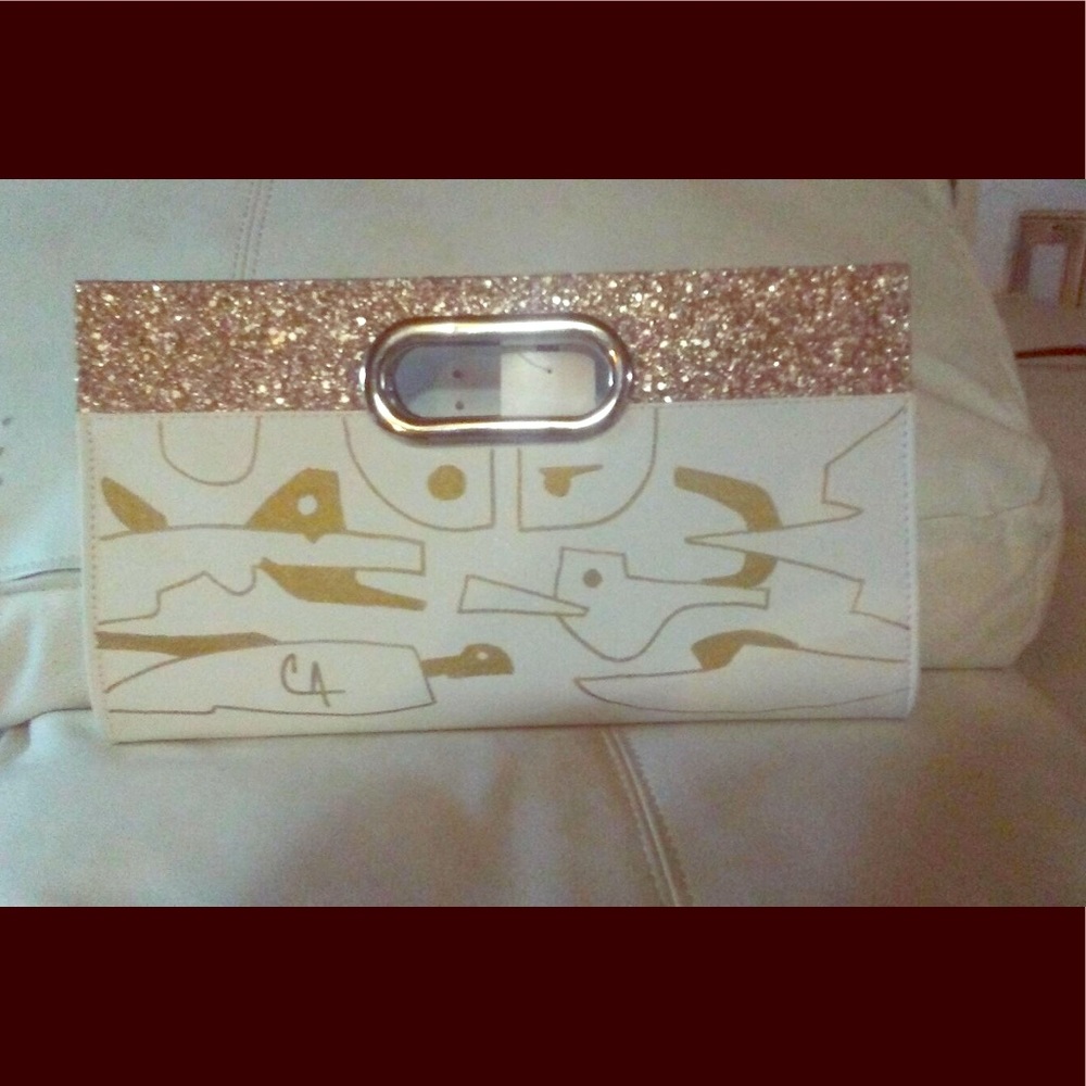 Custom design bag by Miami Caribbean artist.