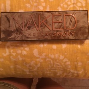 Urban Decay Smoky palette ❤️