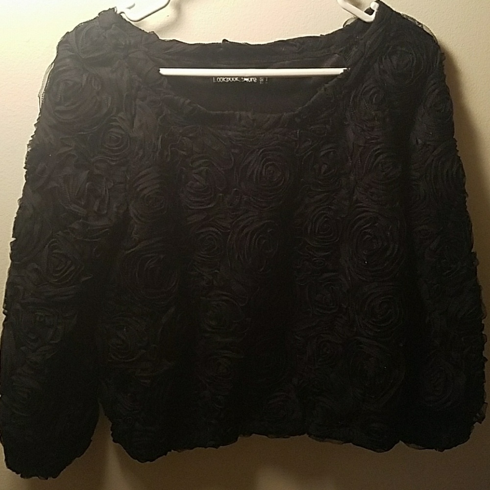 Floral textured Black Long Sleeve