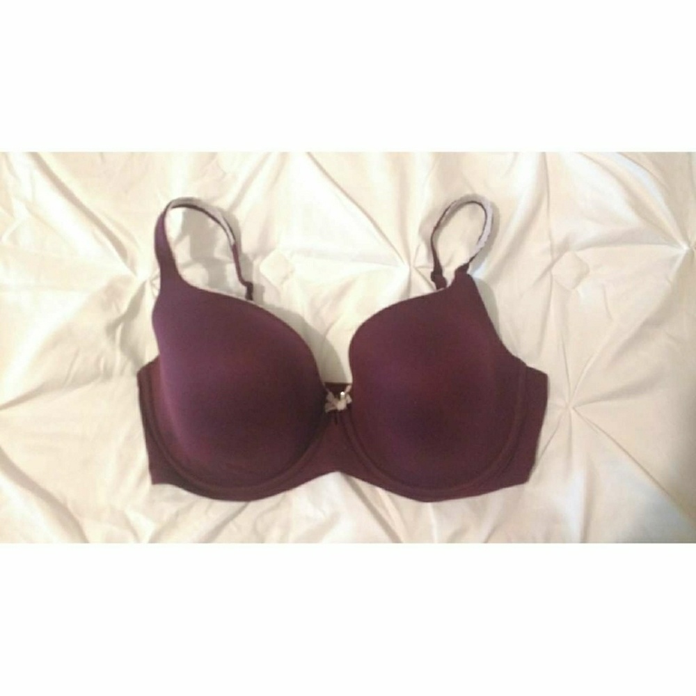 36DDD Victoria's Secret body by Victoria