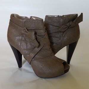 Qupid Platform Ankle Bootie