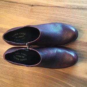 Kork-Ease Ankle Boots Wine Size 9