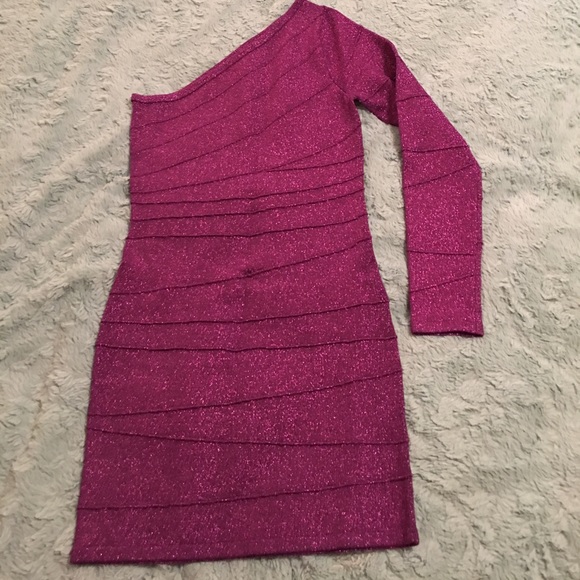 Dress - Picture 1 of 2