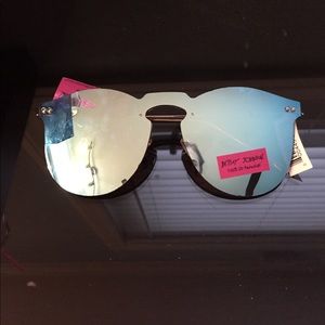 Betsey Johnson Frameless Mirrored Sunglasses