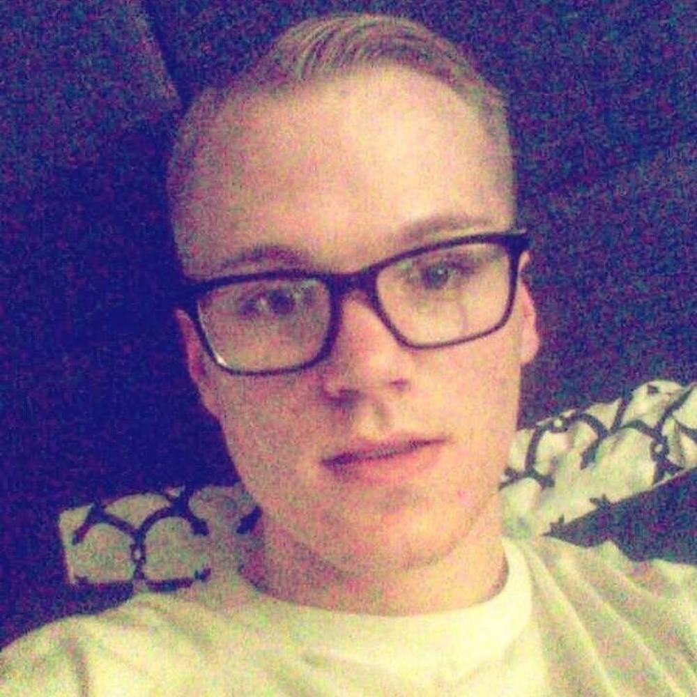 Meet your Posher, Clayton