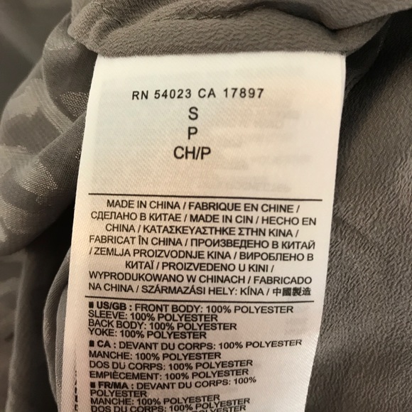 Banana Republic Sheer Tunic - Picture 7 of 7