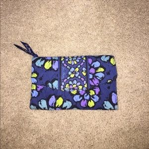 Vera Bradley indigo pop wallet