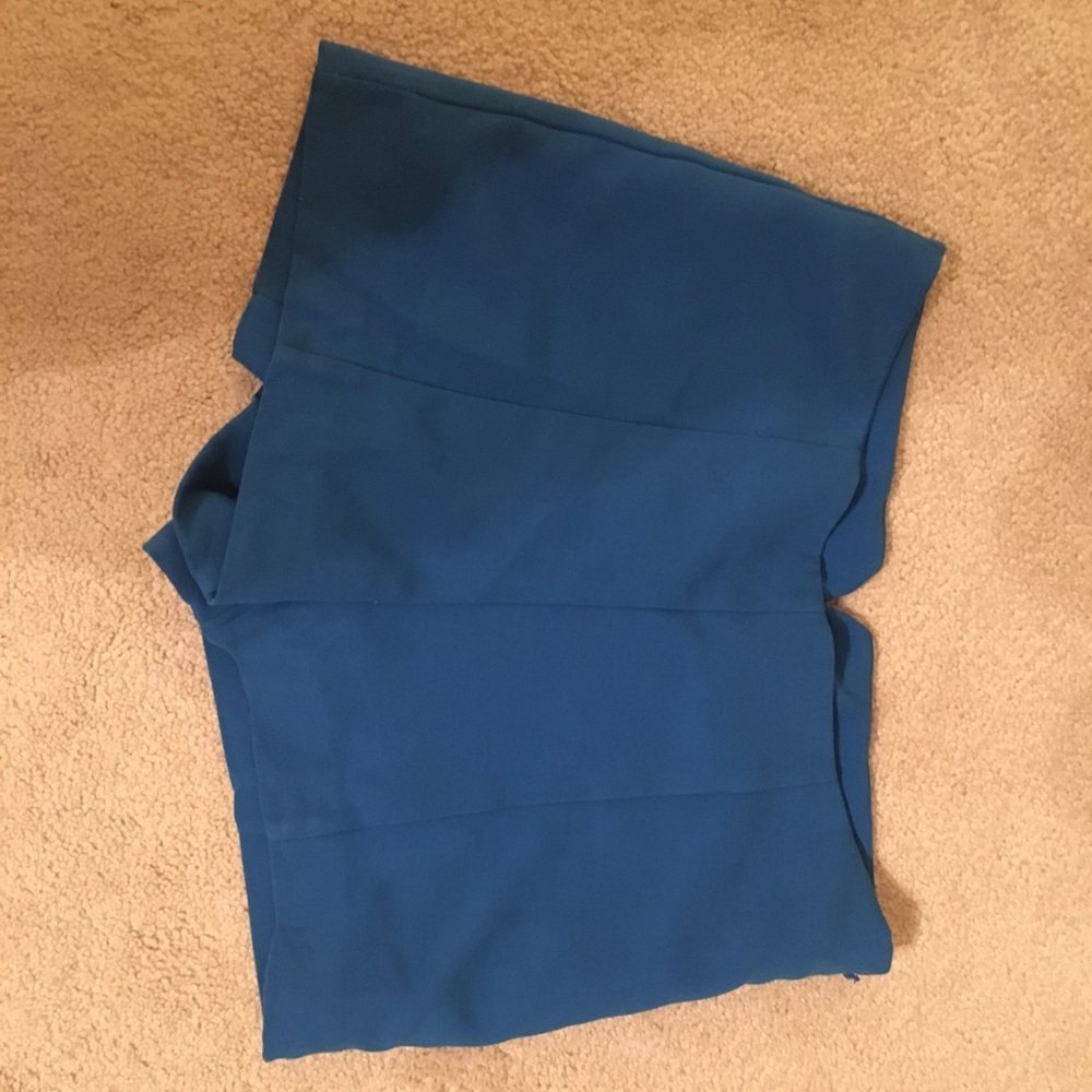 Forever 21 navy shorts