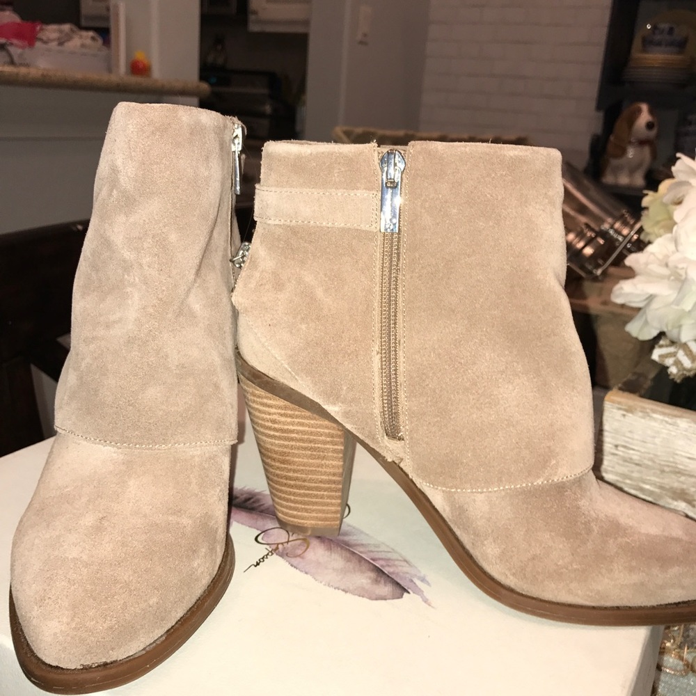 Jessica Simpson booties