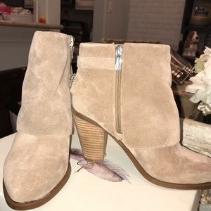Jessica Simpson booties