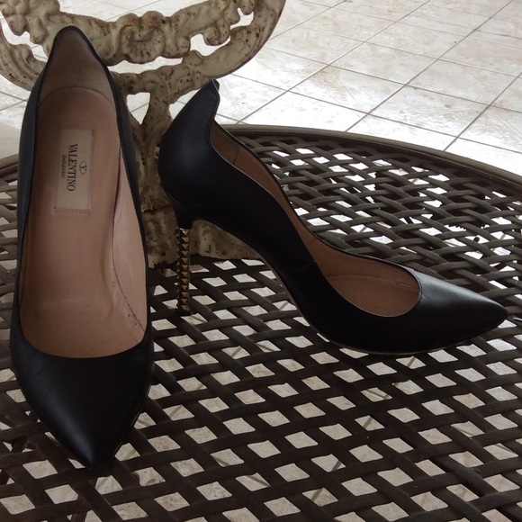 ✅✅✅⚡️SALE⚡️Valentino Garavani MADE IN ITALY - Picture 3 of 8