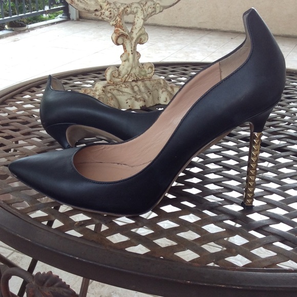 ✅✅✅⚡️SALE⚡️Valentino Garavani MADE IN ITALY - Picture 7 of 8