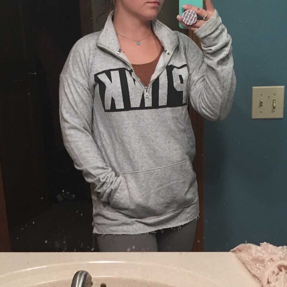 PINK Sweatshirt