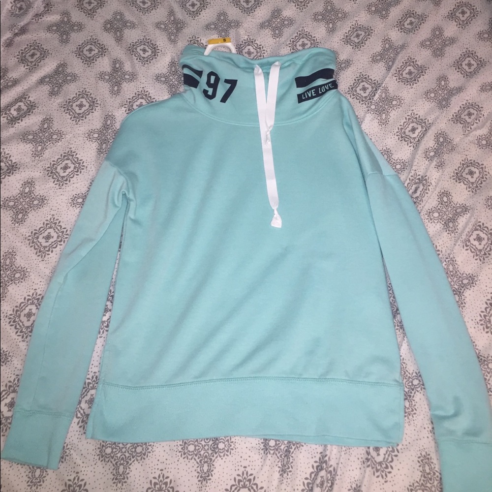 Aeropostale Live Love Dream Collection pull over