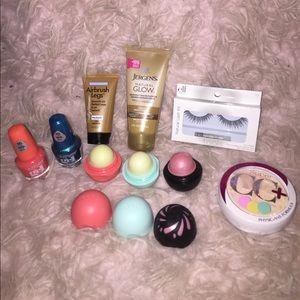 💋FLASH SALE💋Makeup bundle!!