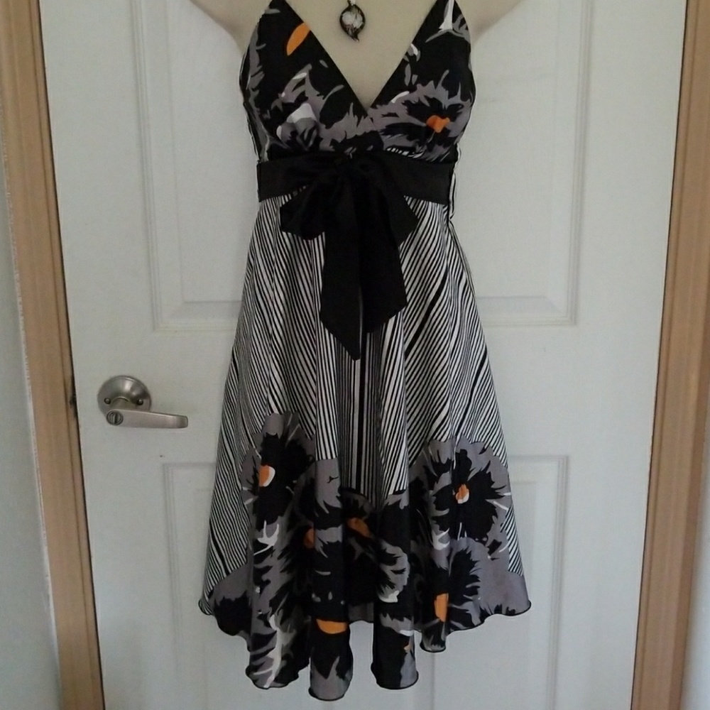 Casual to Semi Formal Dress.