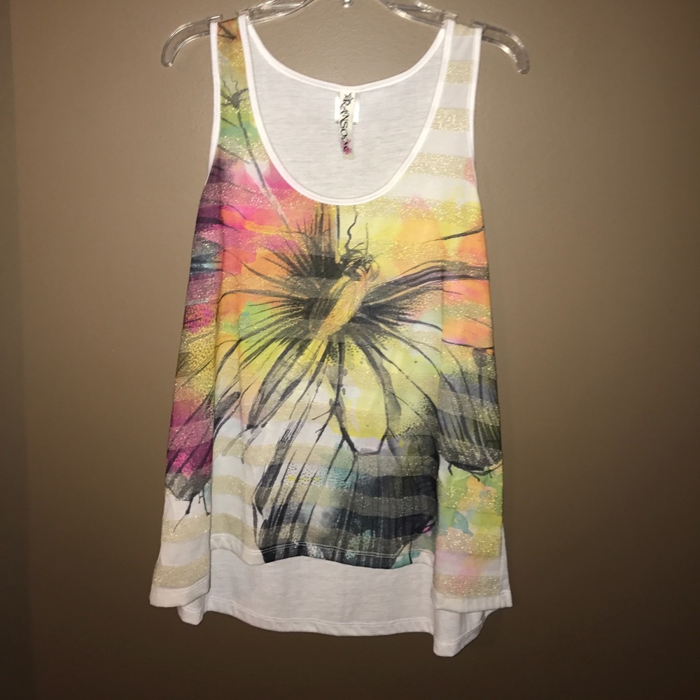Graphic tee