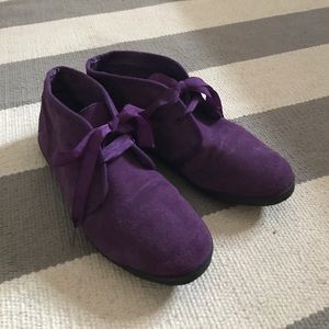 Jezzie faux suede booties, size 6